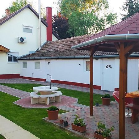Abacsko Haz Villa Abadszalok Exterior photo